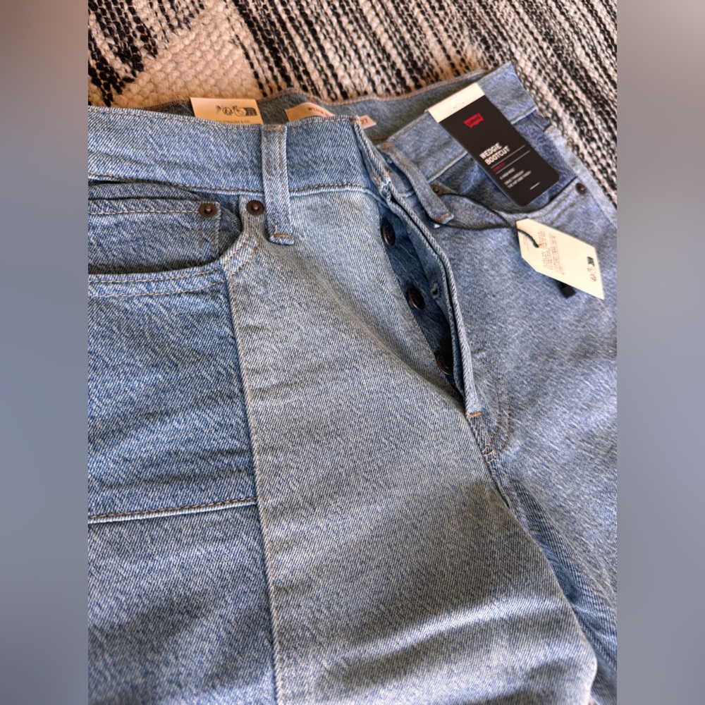 Levi’s Patchwork Wedgie Bootcut Jeans - Picture 6 of 10